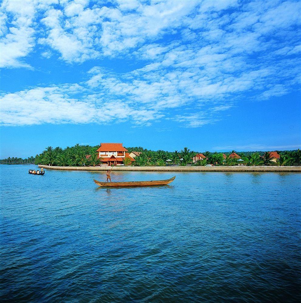 Aquasserenne Kollam Exterior foto