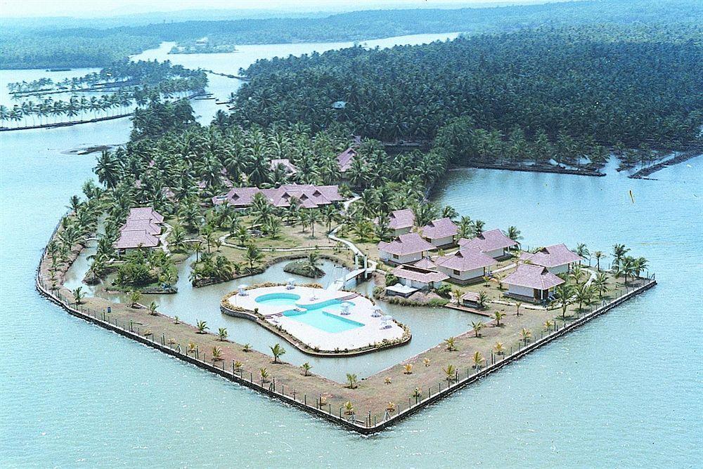 Aquasserenne Kollam Exterior foto