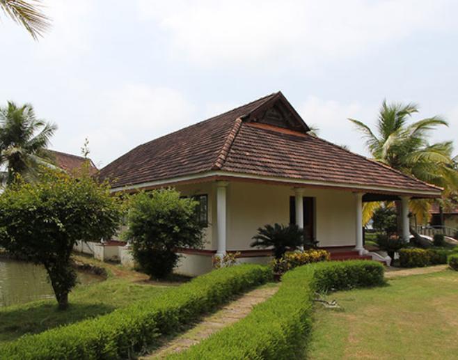 Aquasserenne Kollam Exterior foto