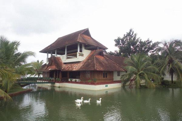 Aquasserenne Kollam Exterior foto