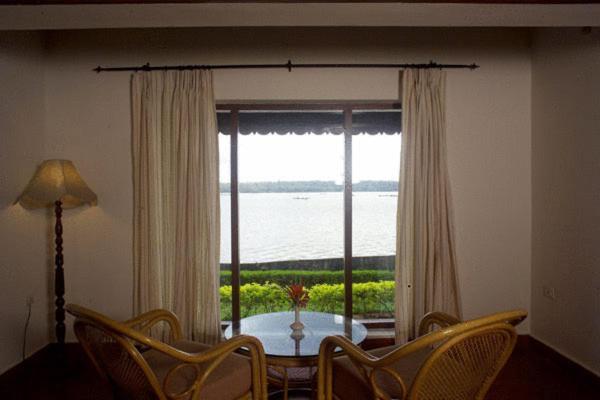 Aquasserenne Kollam Zimmer foto
